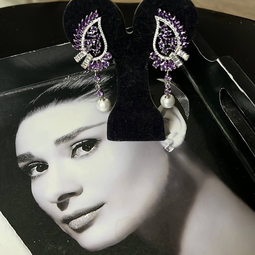 Dressy holiday earrings